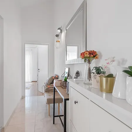 Apartment Petrina Sveti Filip i Jakov