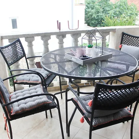Apartment Petrina Sveti Filip i Jakov