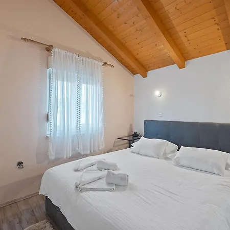 Apartamento Petrina