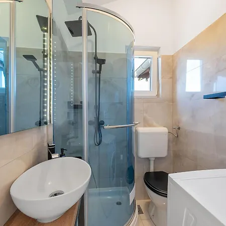 Petrina * Sveti Filip i Jakov