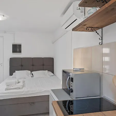 Apartment Petrina Sveti Filip i Jakov