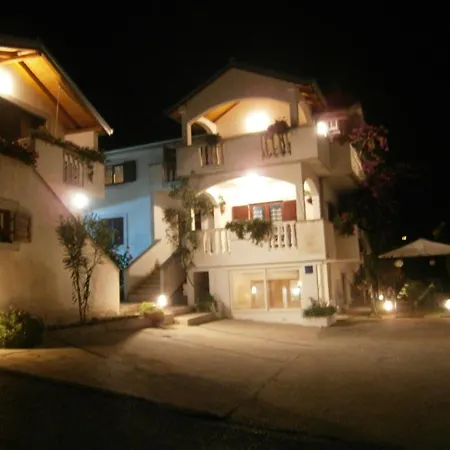 Petrina * Sveti Filip i Jakov